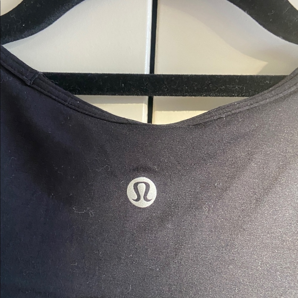 Lululemon Shoulder Cut-Out Yoga T-Shirt EUC - Picture 6 of 10